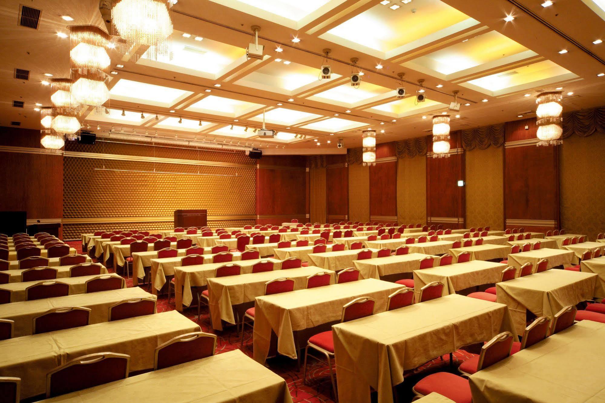 Shiroyama Hotel Kagoshima Exterior photo